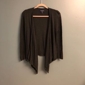 American Eagle Sweater Size M